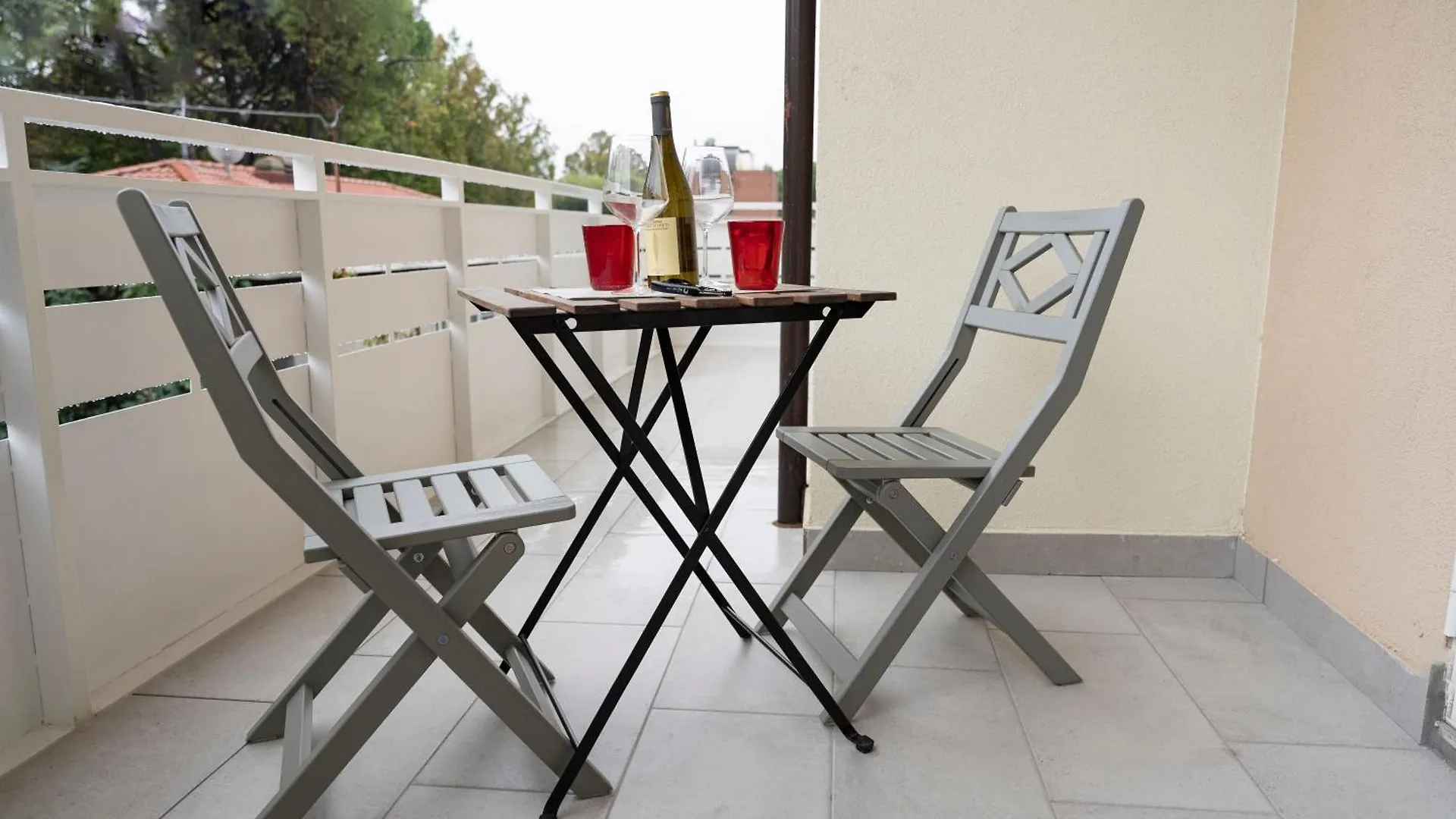 Apartment 2 Camere 5 Ospiti Parcheggio Gratis Recintato, Vicino A Universita, Ospedali, Centro, Stazione, Aeroporto, Romagna Forli